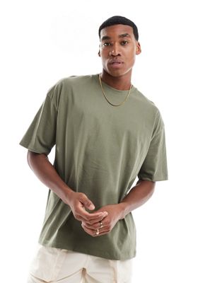 oversized t-shirt in khaki-Green