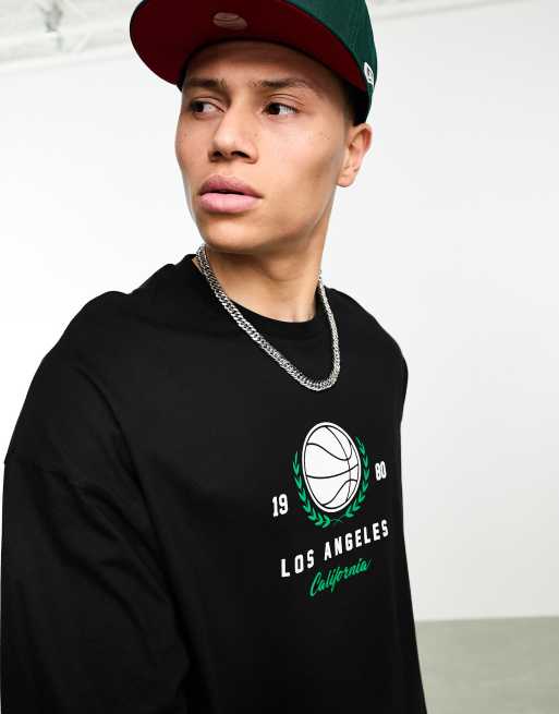 ASOS DESIGN – Oversized T-Shirt in Schwarz mit Print in Basketball-Optik auf der Brust, 4 von 4