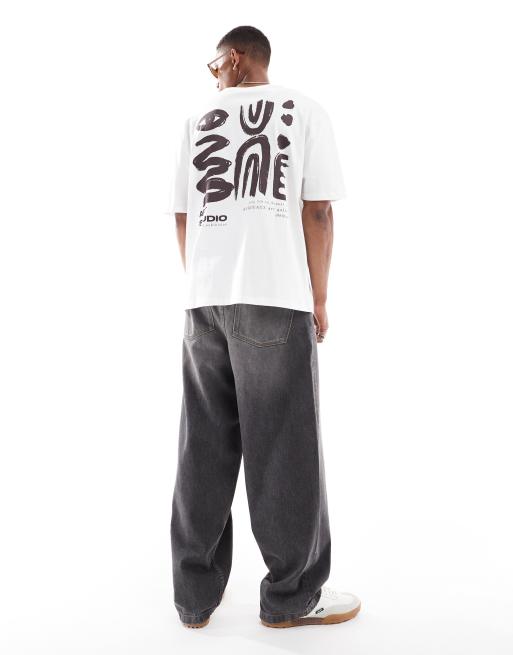 ASOS DESIGN oversized t-shirt in white with abstract art back print, 3 of 4