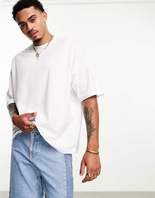 ASOS DESIGN oversized t-shirt with crew neck in white - WHITE