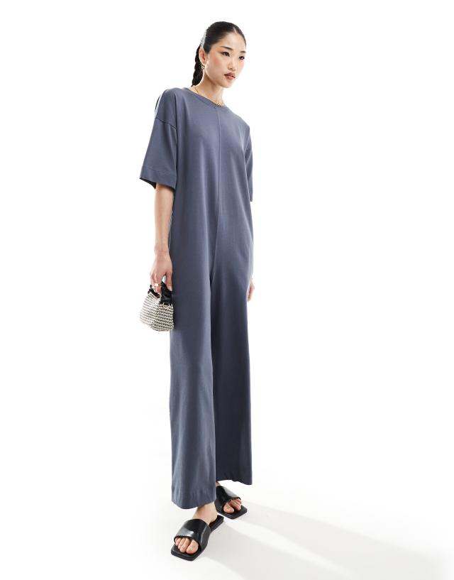 ASOS DESIGN - oversized t-shirt jumpsuit with pockets in grey