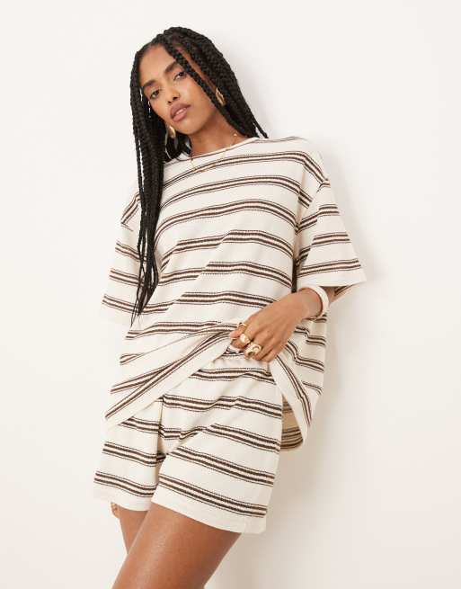 ASOS DESIGN - Oversized T-shirt med chokoladebrune striber - Del af sæt