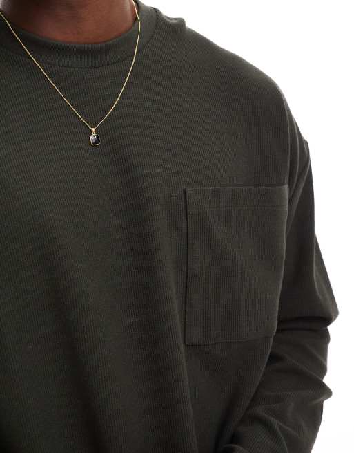 ASOS DESIGN - Oversized T-shirt med forlomme og lange ærmer i mørk kakigrøn, 2 af 4