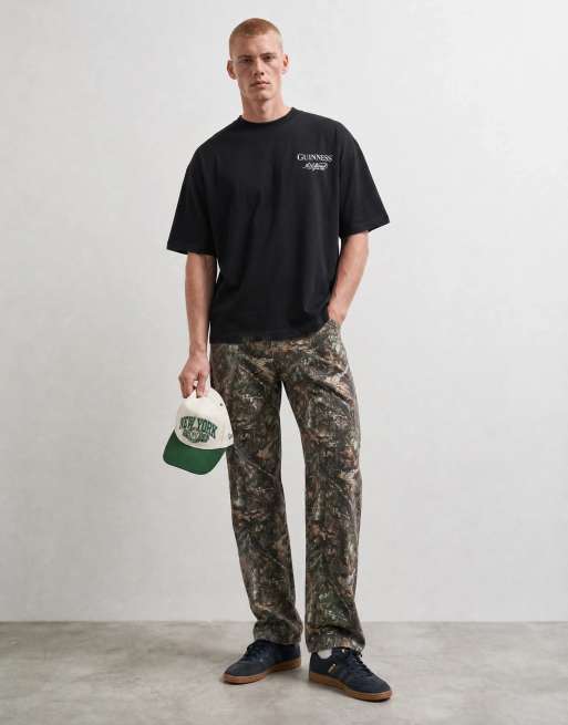 ASOS DESIGN oversized T-shirt med Guinness multibagprint i sort, 7 af 10