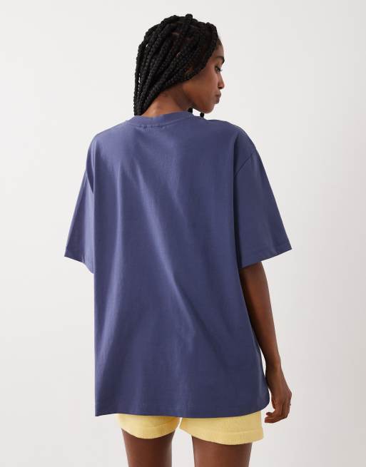ASOS DESIGN oversized T-shirt med Sorrento essentials-grafik i blå, 3 af 4