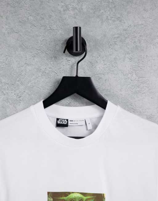 ASOS DESIGN - Oversized T-shirt med Star Wars Mandalorian-print på ryggen i hvid, 3 af 4