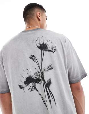 ASOS DESIGN - Oversized T-shirt met bloemenprint op de achterkant in grijs met oliewassing