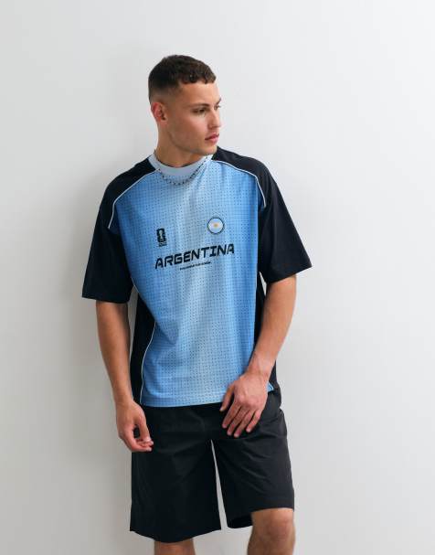ASOS DESIGN - Oversized T-shirt met 'FIFA World Cup Argentina'-print in zwart - view 1