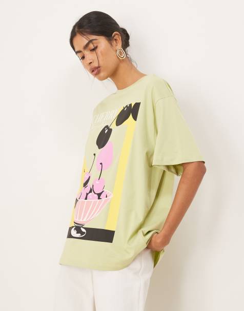 ASOS DESIGN - Oversized T-shirt met grafisch kersenprint in saliegroen - view 1