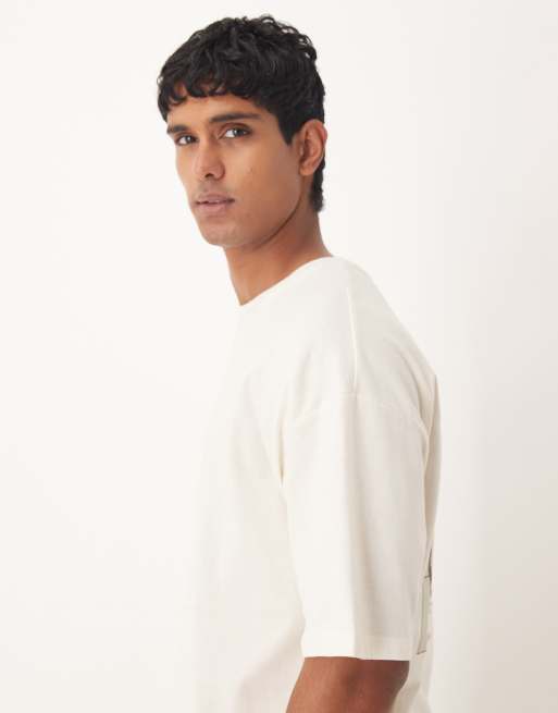 ASOS DESIGN - Oversized T-shirt met grafische astrologische prints in crème, 4 van 5