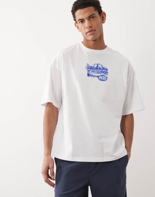 ASOS DESIGN - Oversized T-shirt met grafische bergprint in wit  , 5 van 5