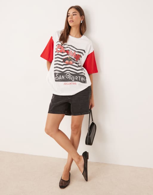 ASOS DESIGN - Oversized T-shirt met grafische kersenprint in crème en rood, 3 van 4