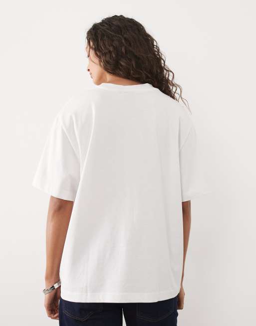 ASOS DESIGN - Oversized T-shirt met grafische Manhattan Athletics dept-print in wit en rood, 4 van 4