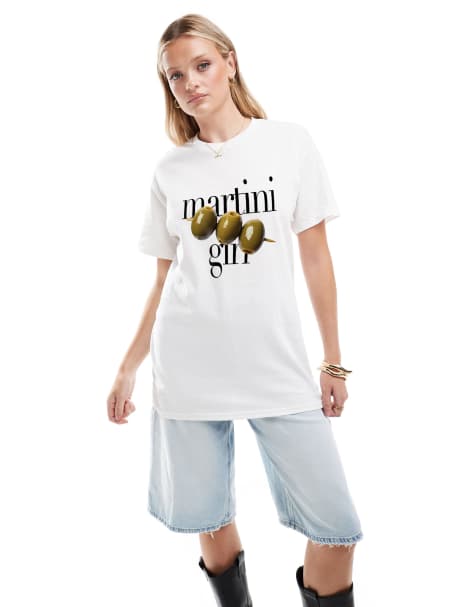 ASOS DESIGN - Oversized T-shirt met grafische 'Martini Girl'- en olijvenprint in wit - view 1