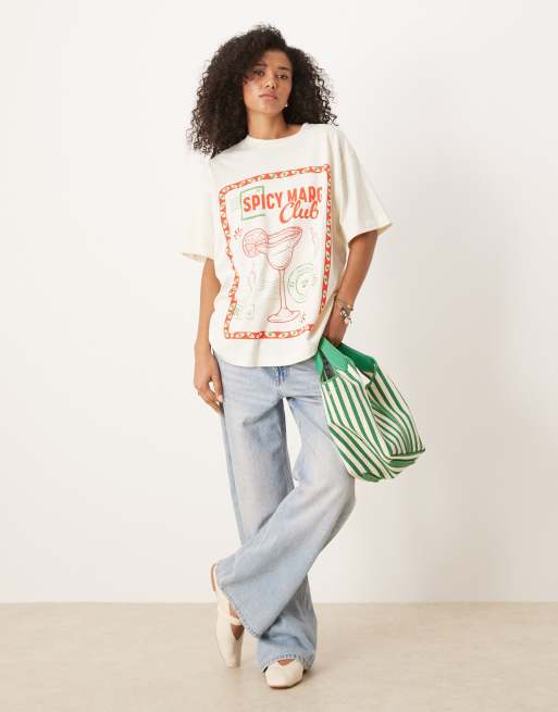 ASOS DESIGN - Oversized T-shirt met grafische pittige marg-print in crème, 2 van 4