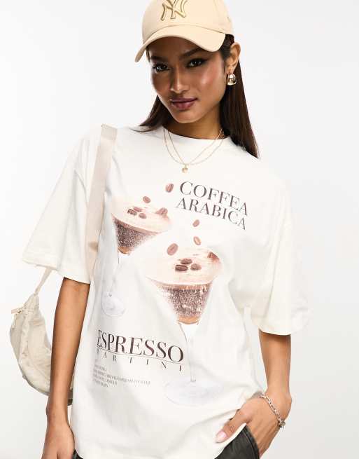ASOS DESIGN - Oversized T-shirt met grafische print van espresso-martini's in crème