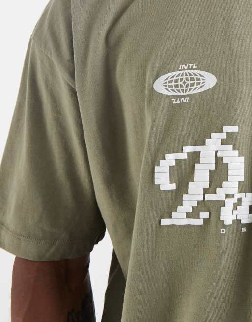 ASOS DESIGN - Oversized T-shirt met grafische voetbalprint in donkergroen, 3 van 5