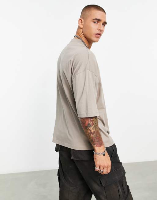 ASOS DESIGN - Oversized T-shirt met koffieprint op de voorkant in bruin, 2 van 4