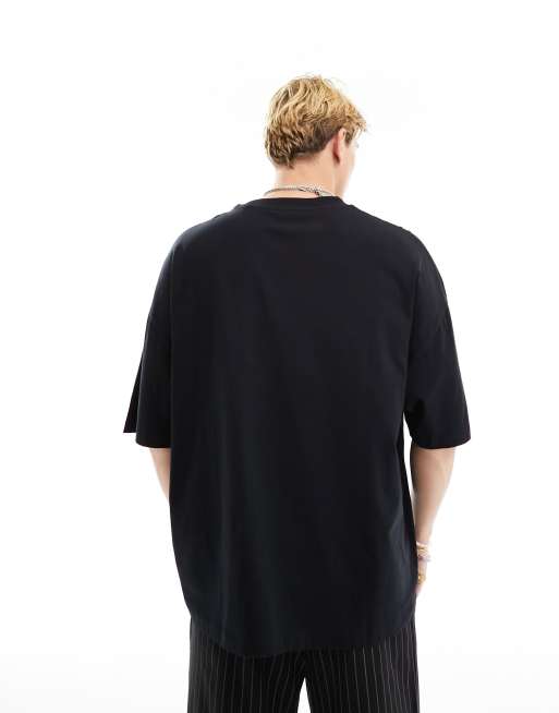 ASOS DESIGN - Oversized T-shirt met lippenprint op de voorkant in zwart, 3 van 4