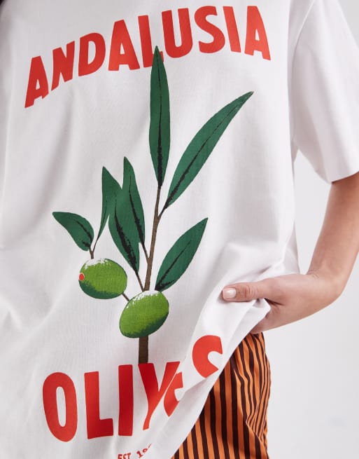 ASOS DESIGN - Oversized T-shirt met olijf-print in wit, 2 van 4