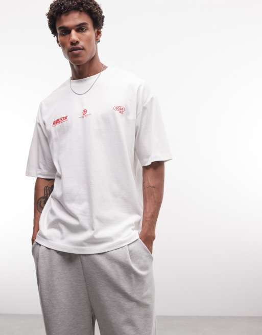 ASOS DESIGN - Oversized T-shirt met print op de borst in wit, 4 van 5