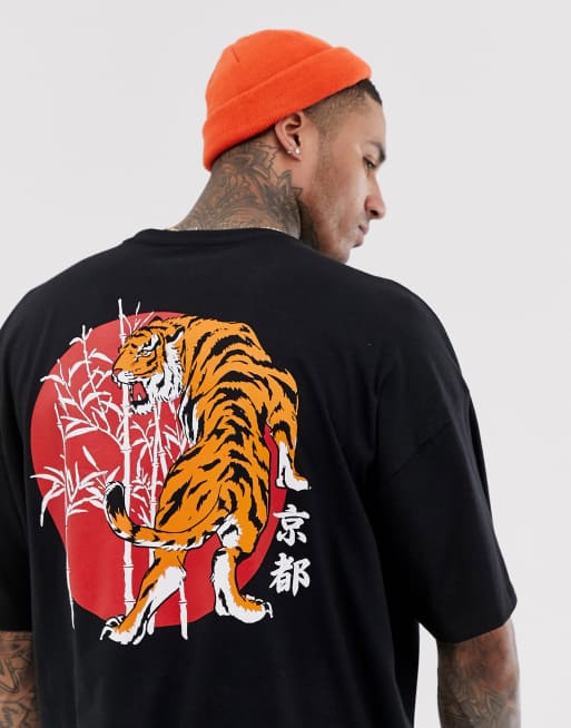 ASOS DESIGN Oversized T shirt met print van tijger en Japanse tekst op de achterkant