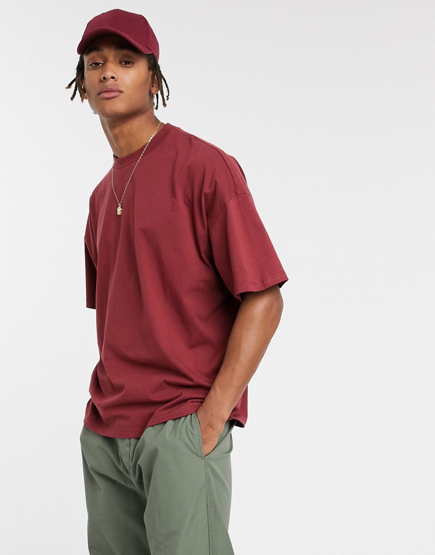 ASOS DESIGN - Oversized T-shirt met ronde hals in bruin-Rood