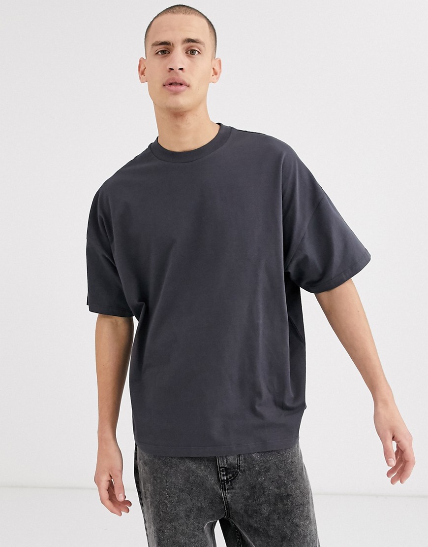 ASOS DESIGN - Oversized T-shirt met ronde hals in zwarte wassing-Grijs