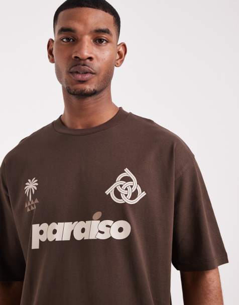 ASOS DESIGN - Oversized T-shirt met voetbalprint in bruin - view 1