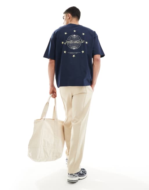 ASOS DESIGN - Oversized T-shirt met Worldwide-print op de achterkant in marineblauw