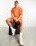 Thumbnail 1 van 4