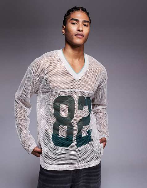 ASOS DESIGN - Oversized T-shirt van open mesh met V-hals, lange mouwen en grafische sportprint in beige - view 1