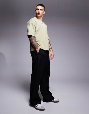 ASOS DESIGN - Oversized T-shirt van zware stof met opgerolde mouwen in kaki  