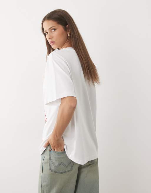 ASOS DESIGN oversized t-shirt with Arizona cowboy boot graphic in white and red, 3 of 4
