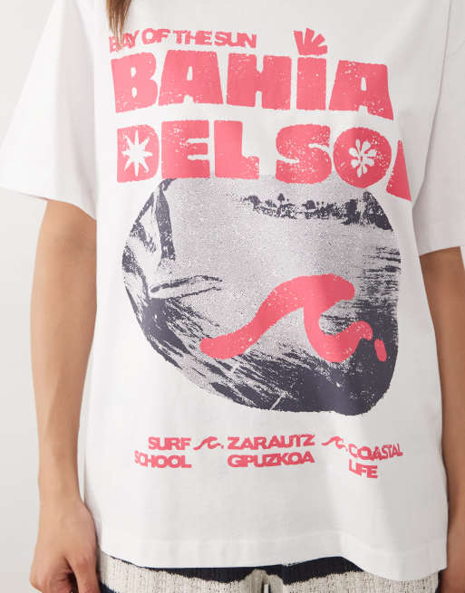 ASOS DESIGN Oversized T-shirt with Bahia surf graphic in white, 4 of 4