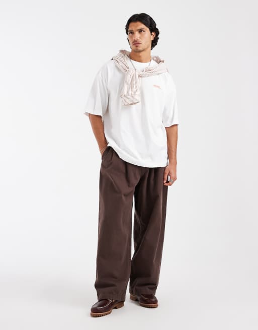 ASOS DESIGN oversized t-shirt with chest graphic in white, 3 of 5