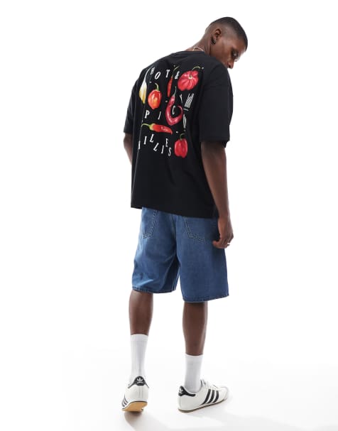 ASOS DESIGN oversized t-shirt with chilli graphic in black - view 1