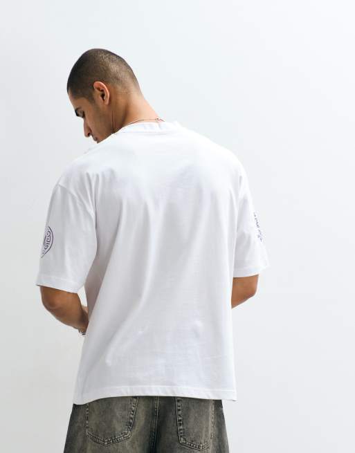 ASOS DESIGN oversized T-shirt with dragon graphic in white, 4 of 5