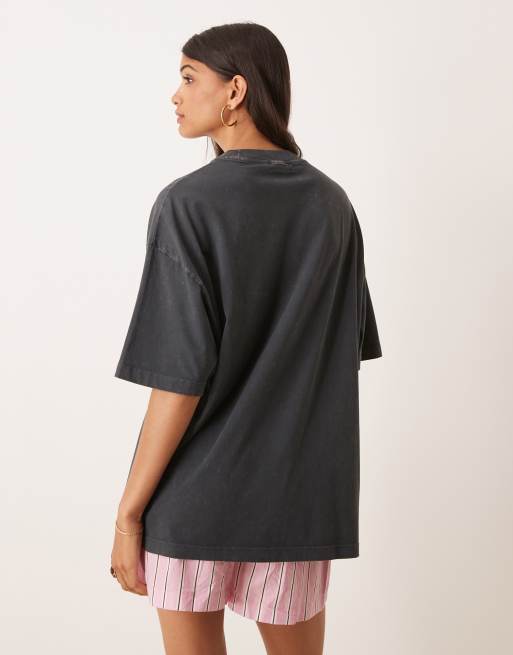 ASOS DESIGN oversized t-shirt with flower market graphic in washed charcoal, 4 of 4