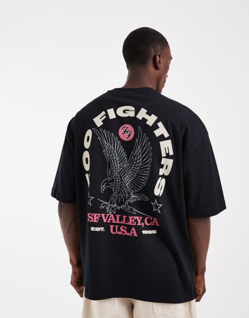 ASOS DESIGN oversized t-shirt with Foo Fighters print in Black, 2 of 5