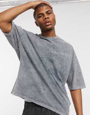 ASOS DESIGN oversized t-shirt with half 