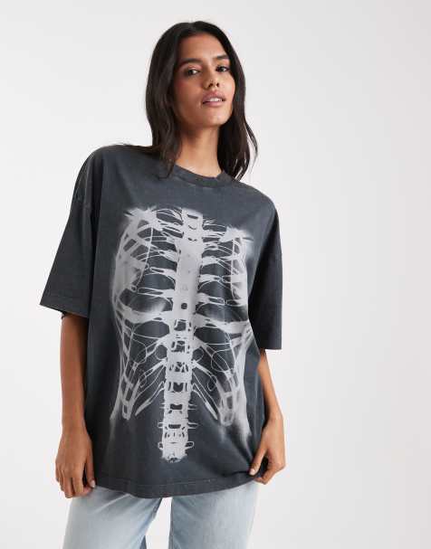 ASOS DESIGN Oversized t-shirt with Halloween Xray graphic in washed black - view 1
