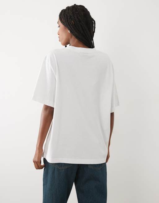 ASOS DESIGN oversized t-shirt with Hawaii graphic in white, 3 of 4