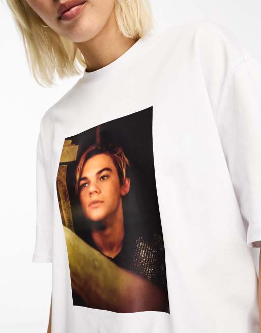 ASOS DESIGN oversized t shirt with leonardo dicaprio license graphic in white