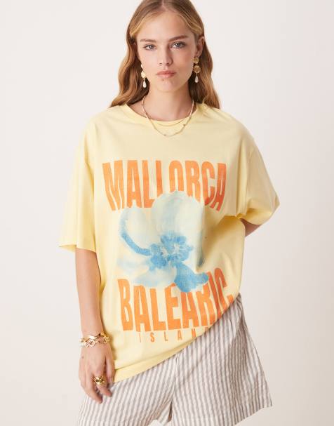 ASOS DESIGN oversized t-shirt with Mallorca graphic in yellow - view 1