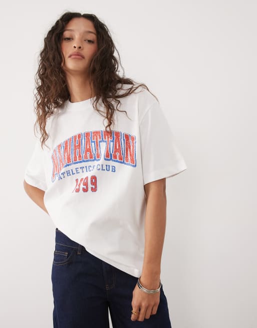 ASOS DESIGN Oversized T-shirt with Manhattan athletics dept graphic in white and red, 3 of 4