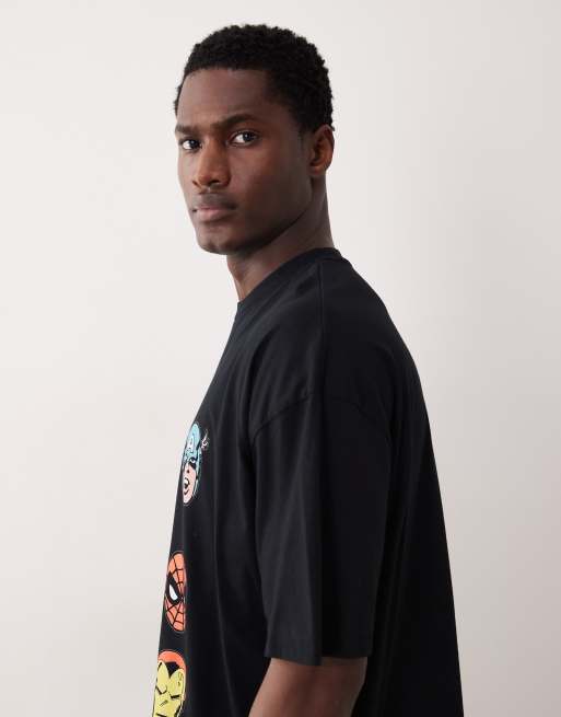 ASOS DESIGN oversized T-shirt with MARVEL print in black, 4 of 5
