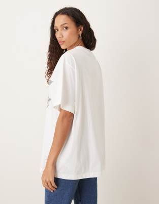 Asos Design Oversized T-shirt With Monochromatic Rose Graphic In White