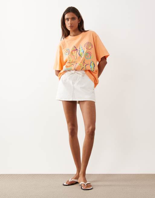 ASOS DESIGN Oversized T-shirt with neon shell graphic in coral, 2 of 4