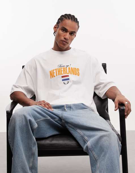 ASOS DESIGN oversized t-shirt with Netherlands football graphic in white - view 1
